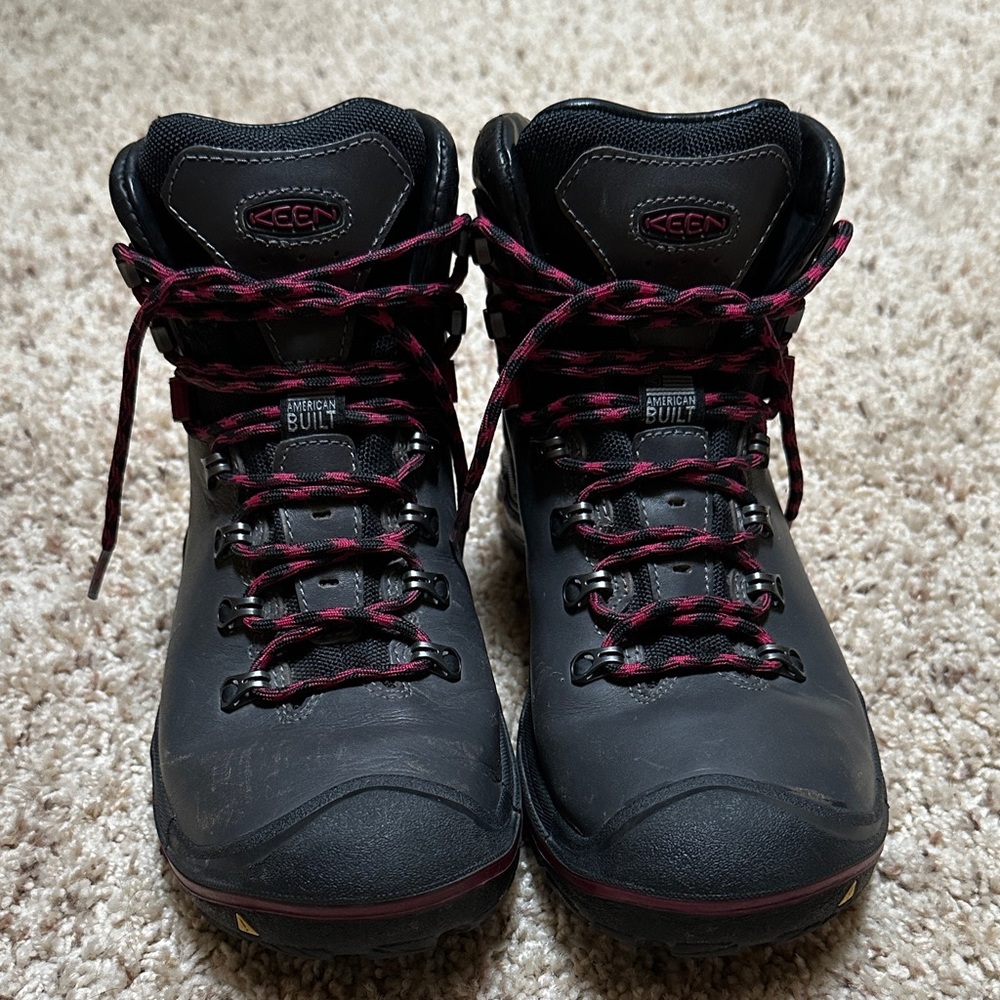 KEEN Women's Liberty Ridge Waterproof Hiking Boots Gray Leather -size 8